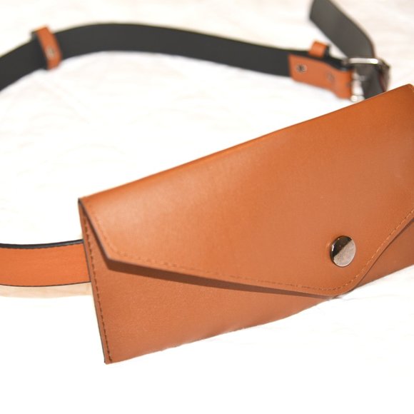 Handbags - Leather envelope belt bag
